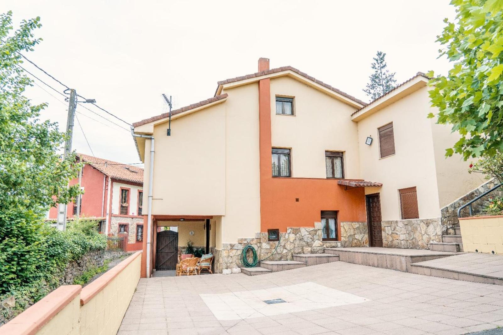 Casa Abuela Toni Villa Oviedo Exterior photo